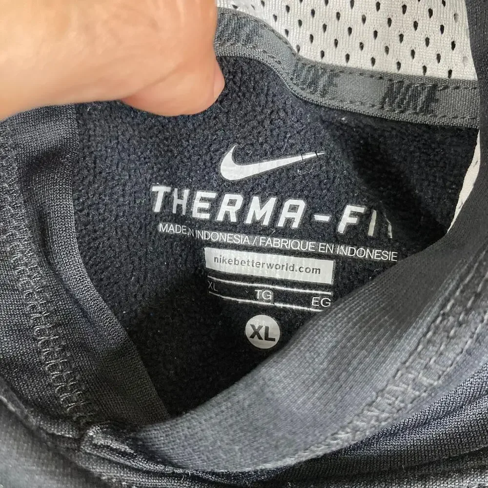 Nike Hoodie Boys Size XL Black‎ Therma Fit Pullover Swoosh Athletic